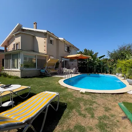 Fontes ヴィラ Çeşme